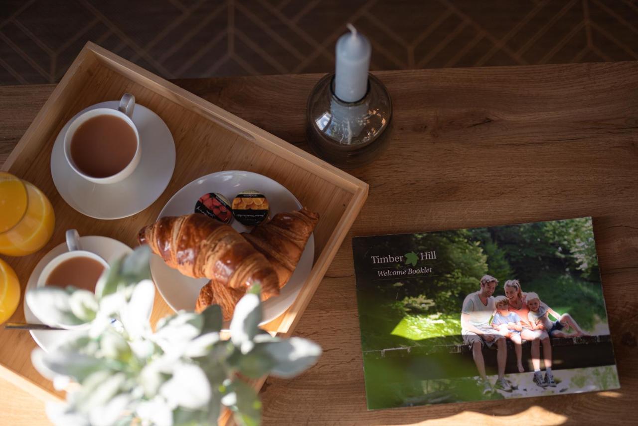 Timber Hill Self Catering Cedar Lodges Broad Haven Extérieur photo